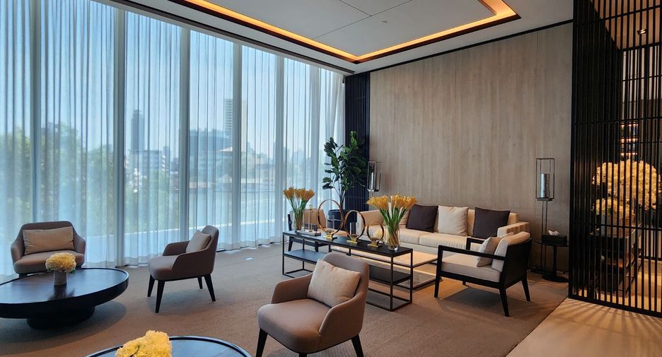 For rent and for sale 2 bedrooms condo in Khlong San, Bangkok