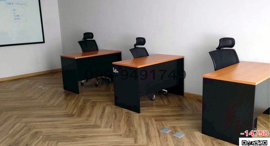 For sale 6 bedrooms retail Space in Phra Khanong, Bangkok