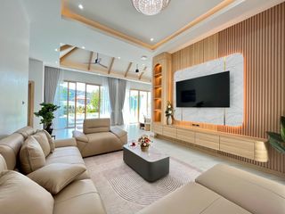 For sale 3 bedrooms villa in Mueang Krabi, Krabi
