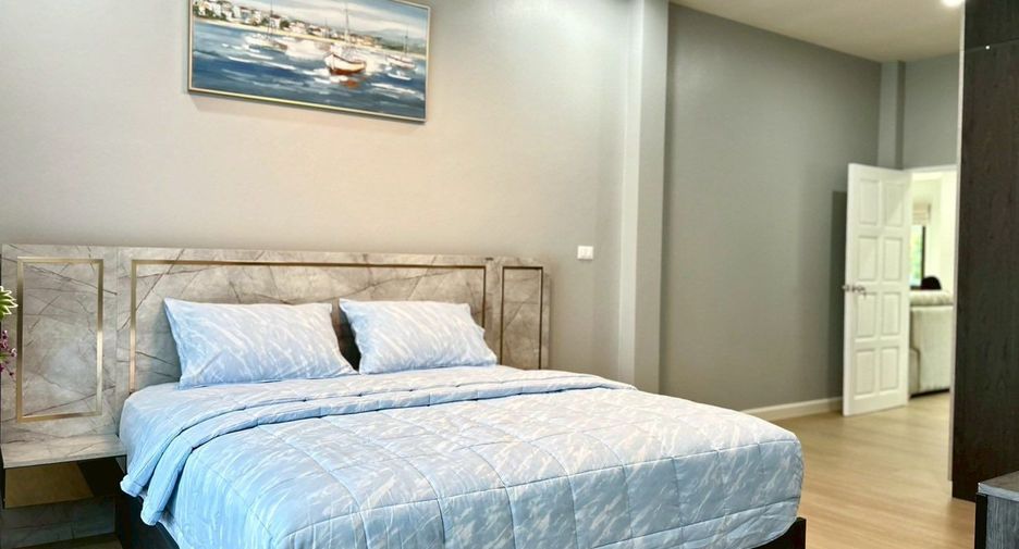 For sale 3 ベッドルーム villa in Sattahip, Chonburi