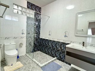 For sale 3 ベッドルーム villa in Huay Yai, Pattaya