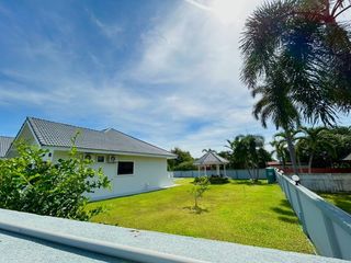For sale 3 ベッドルーム villa in Huay Yai, Pattaya