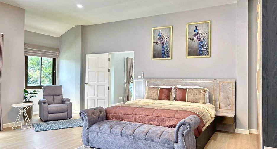 For sale 3 ベッドルーム villa in Sattahip, Chonburi