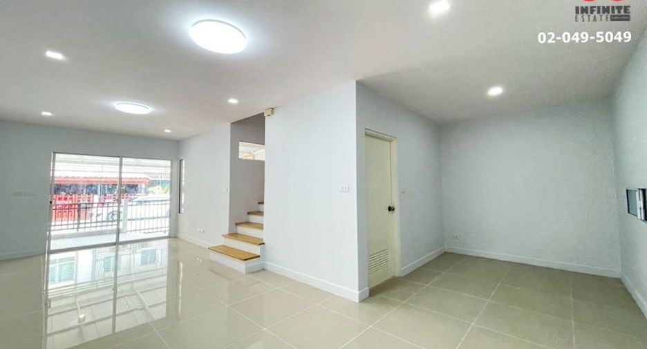 For sale 3 bedrooms townhouse in Bang Kruai, Nonthaburi