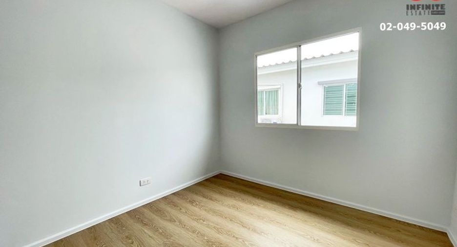 For sale 3 bedrooms townhouse in Bang Kruai, Nonthaburi