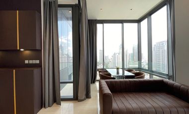 À louer et à vendre 2 chambres condo à Bang Rak, Bangkok