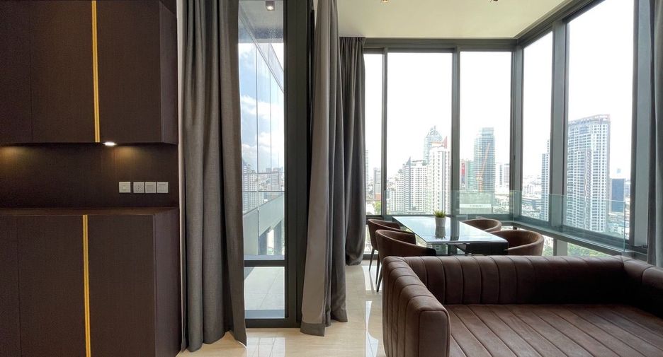 À louer et à vendre 2 chambres condo à Bang Rak, Bangkok