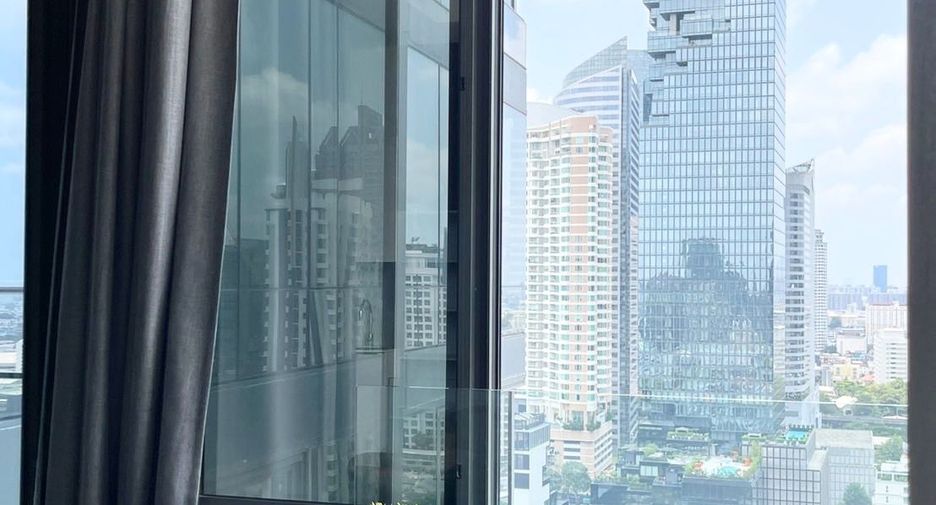 À louer et à vendre 2 chambres condo à Bang Rak, Bangkok