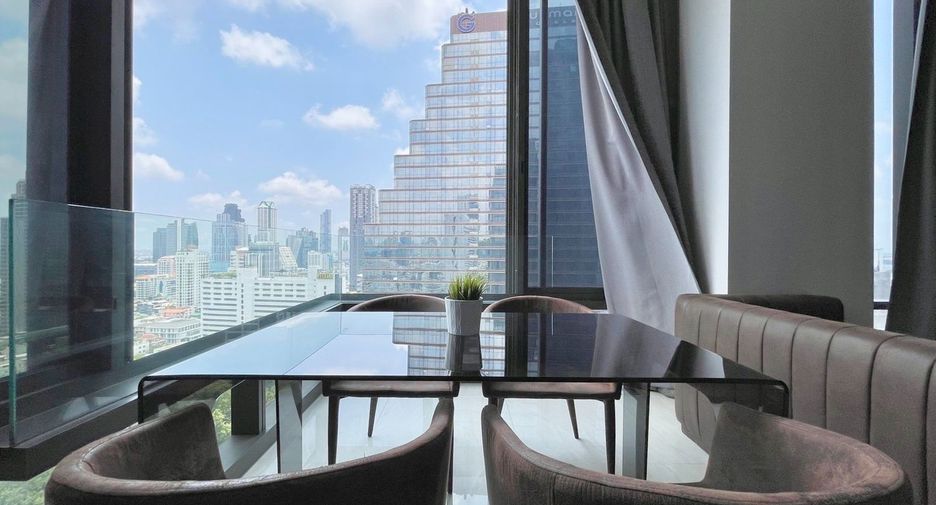 À louer et à vendre 2 chambres condo à Bang Rak, Bangkok