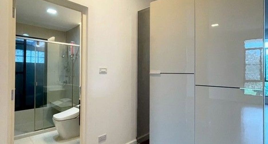 For rent 4 bedrooms house in Prawet, Bangkok
