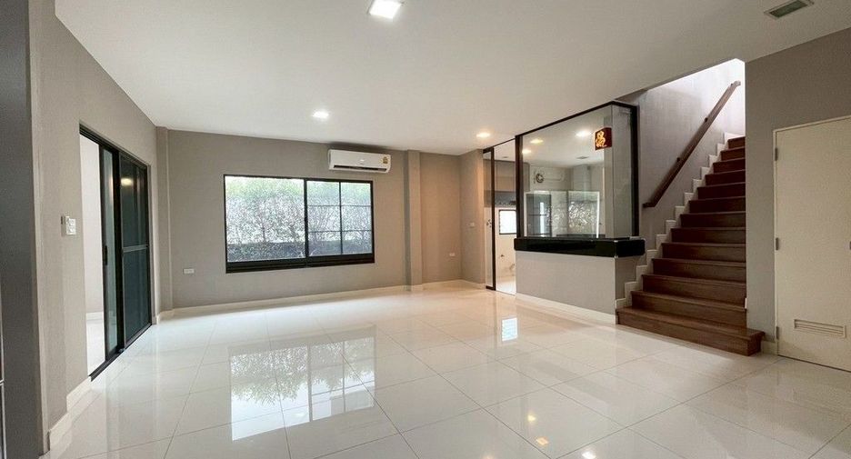 For rent 4 bedrooms house in Prawet, Bangkok