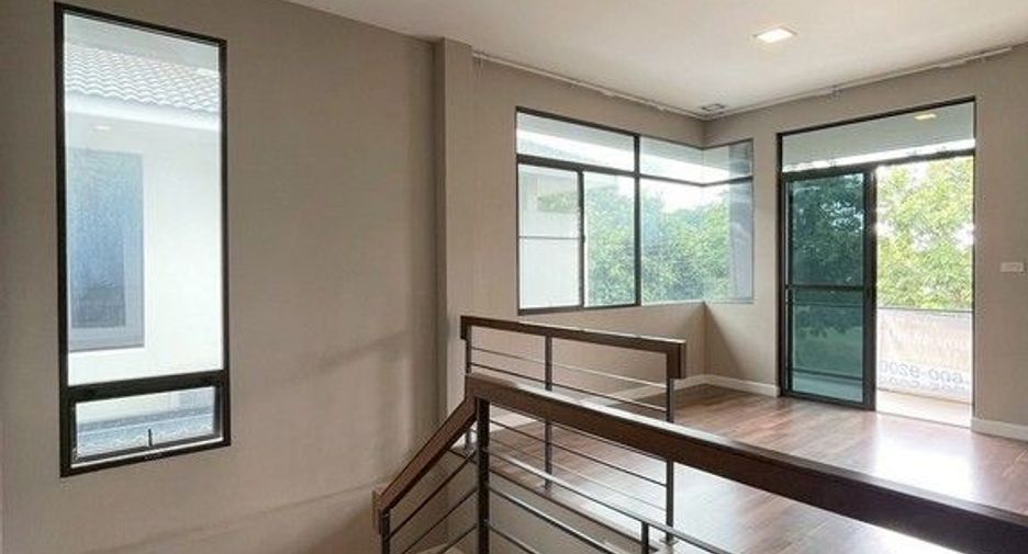 For rent 4 bedrooms house in Prawet, Bangkok