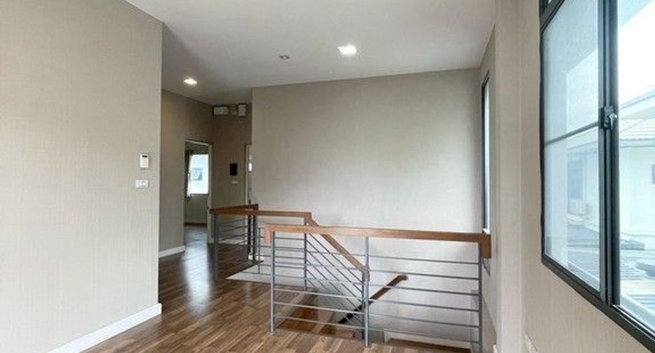 For rent 4 bedrooms house in Prawet, Bangkok