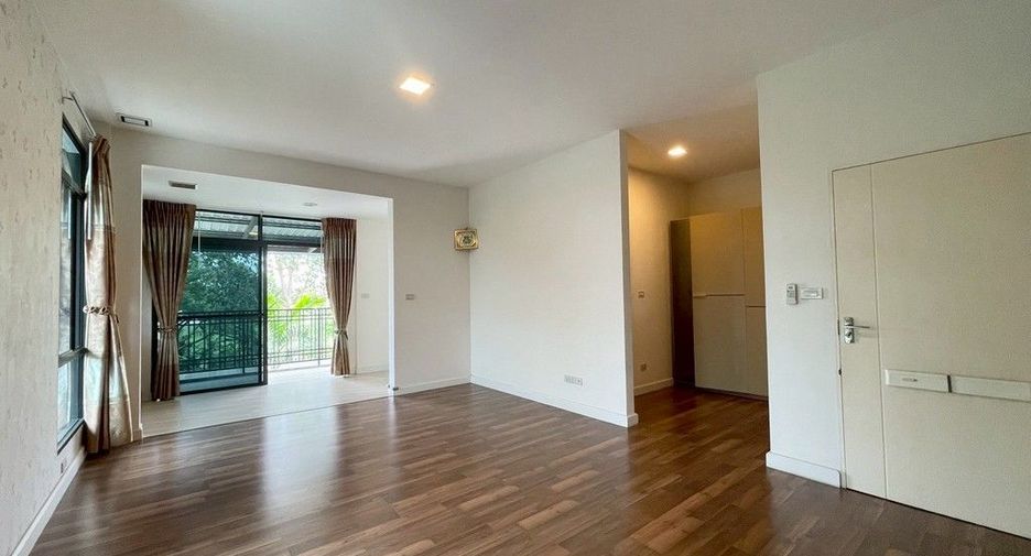 For rent 4 bedrooms house in Prawet, Bangkok