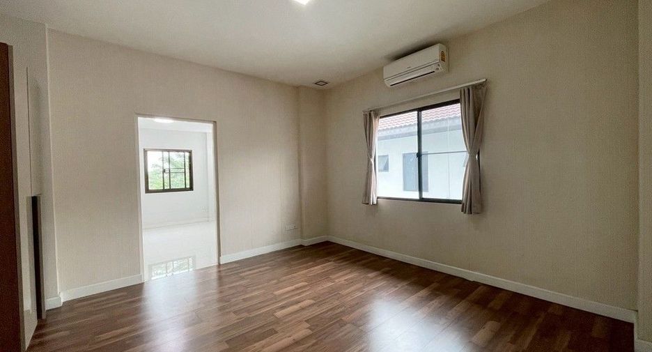 For rent 4 bedrooms house in Prawet, Bangkok
