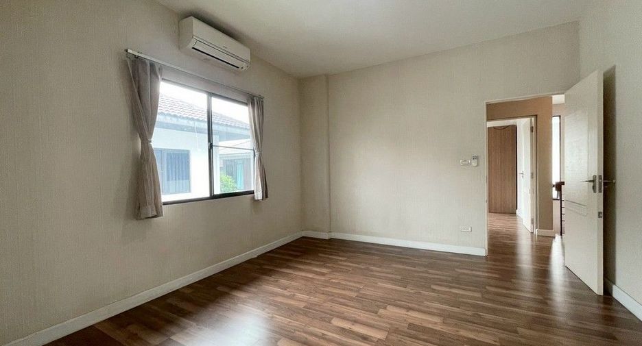 For rent 4 bedrooms house in Prawet, Bangkok