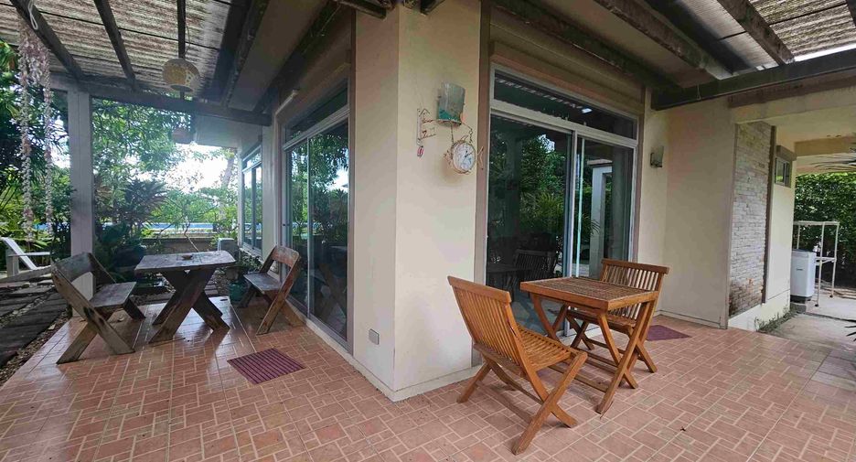 À louer 3 chambres maison à Mueang Rayong, Rayong
