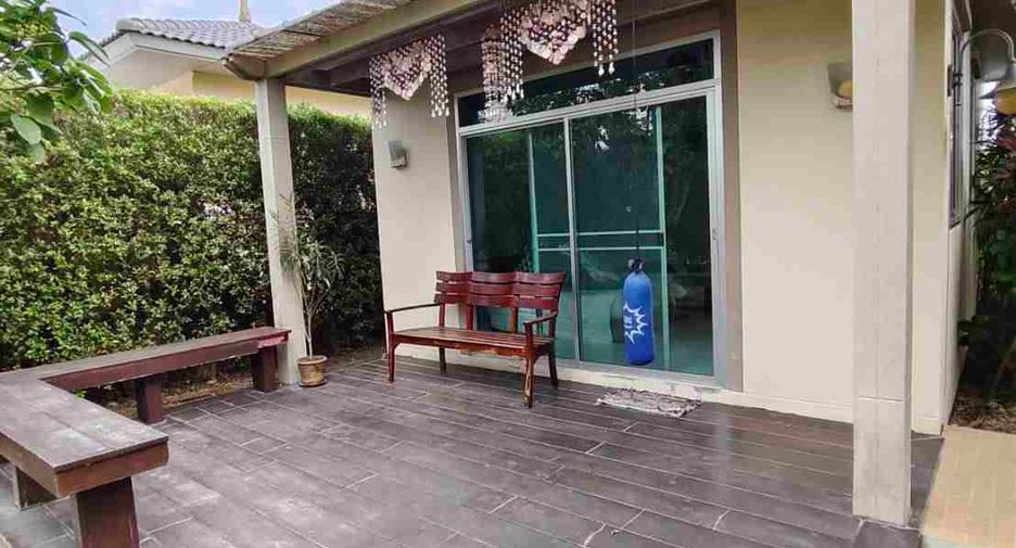 À louer 3 chambres maison à Mueang Rayong, Rayong