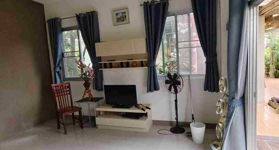 À louer 3 chambres maison à Mueang Rayong, Rayong