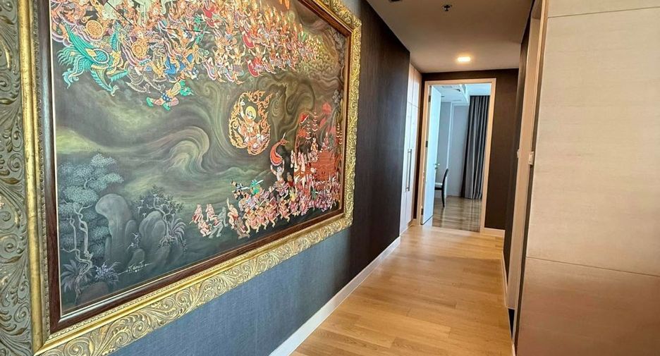 For sale 2 bedrooms condo in Sathon, Bangkok