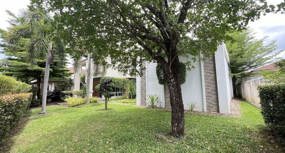 For sale 5 bedrooms house in Mueang Chiang Mai, Chiang Mai