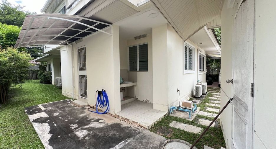 For sale 5 bedrooms house in Mueang Chiang Mai, Chiang Mai
