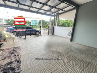 出售 4 卧室 联排别墅 在 Bang Kruai, Nonthaburi