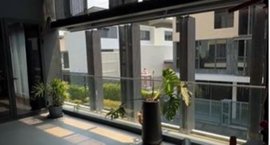 For sale 4 bedrooms villa in Prawet, Bangkok