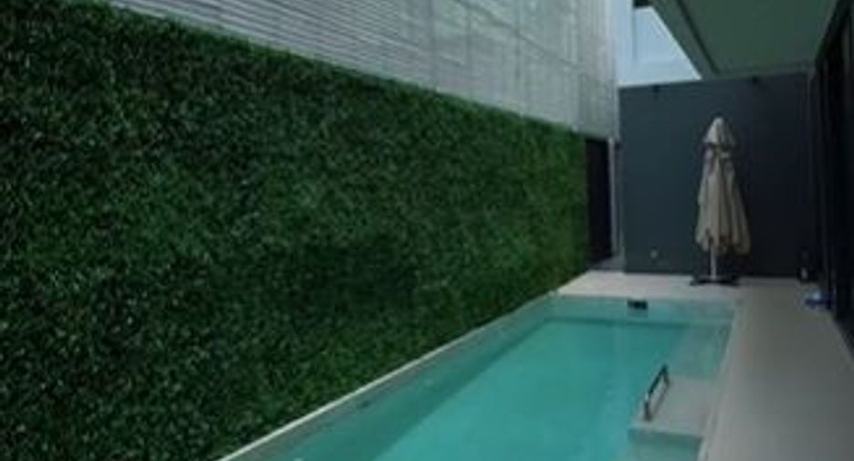 For sale 4 bedrooms villa in Prawet, Bangkok