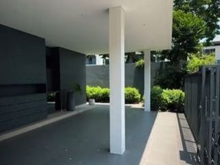 Villa zum Kauf mit 4 Zimmer in Prawet, Bangkok