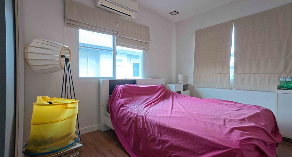 For sale 2 bedrooms house in Bang Khae, Bangkok