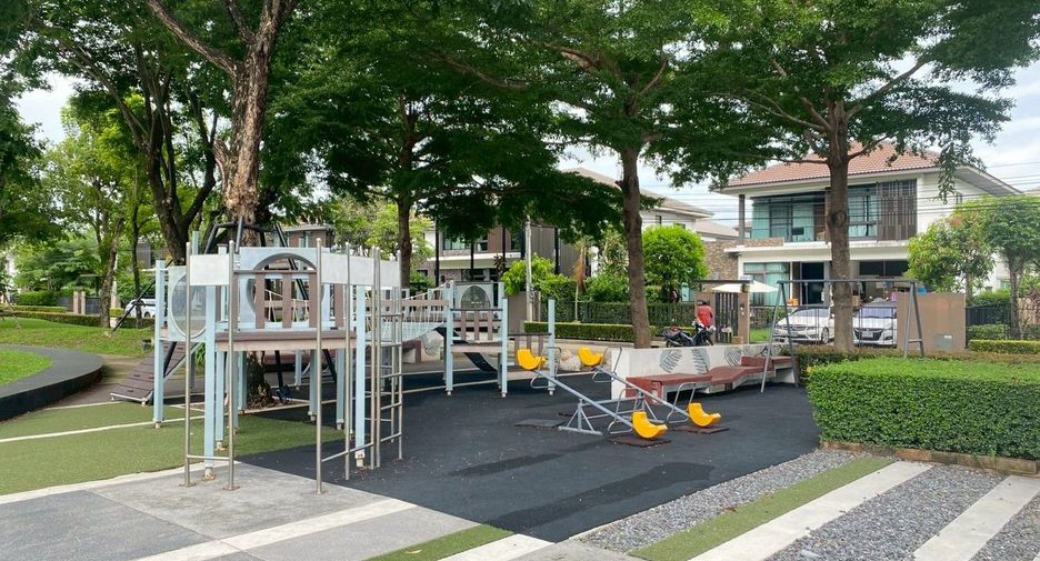For sale 2 bedrooms house in Bang Khae, Bangkok