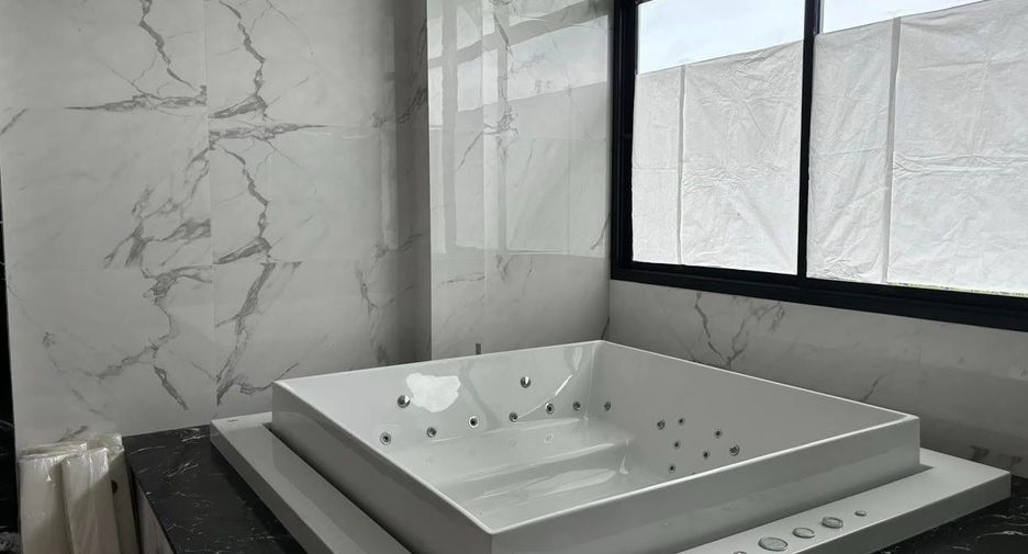 For sale 6 ベッドルーム house in Mueang Nonthaburi, Nonthaburi