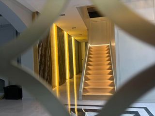 For sale 6 bedrooms house in Mueang Nonthaburi, Nonthaburi