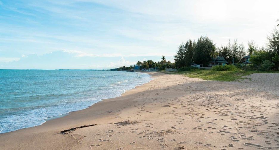 For sale 6 bedrooms house in Mueang Prachuap Khiri Khan, Prachuap Khiri Khan