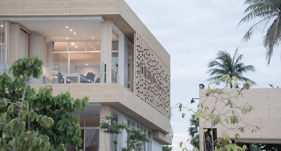 For sale 6 bedrooms house in Mueang Prachuap Khiri Khan, Prachuap Khiri Khan