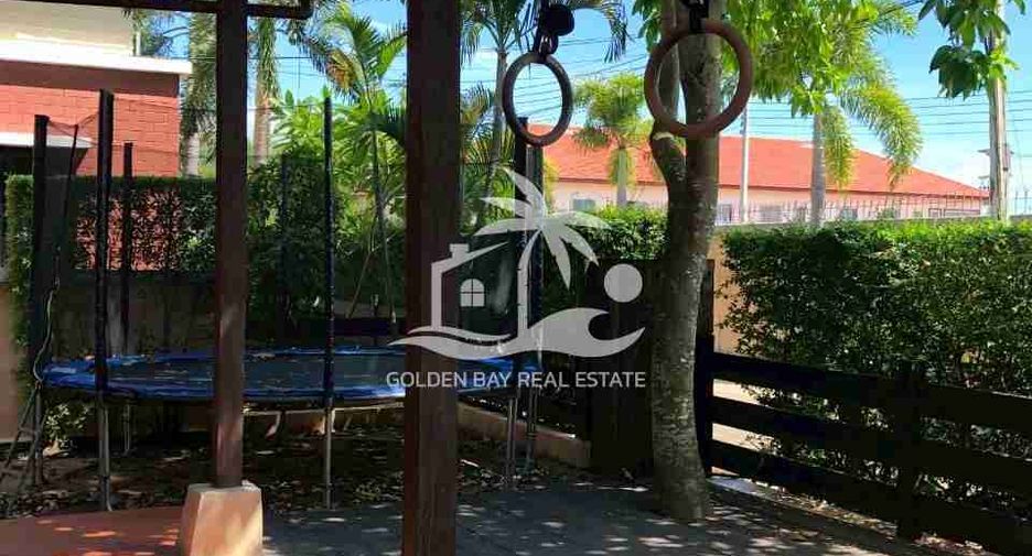 Haus zur Miete und zum Kauf mit 3 Zimmer in Bang Lamung, Chonburi