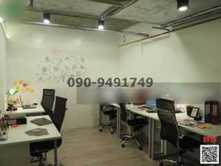 For rent 1 bed retail Space in Watthana, Bangkok