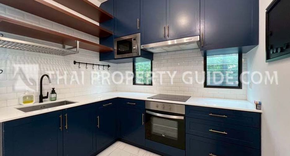 For rent 4 bedrooms house in Bang Phli, Samut Prakan