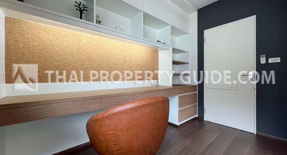 For rent 4 bedrooms house in Bang Phli, Samut Prakan