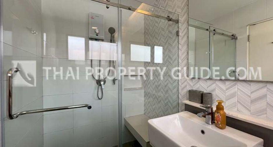For rent 4 bedrooms house in Bang Phli, Samut Prakan