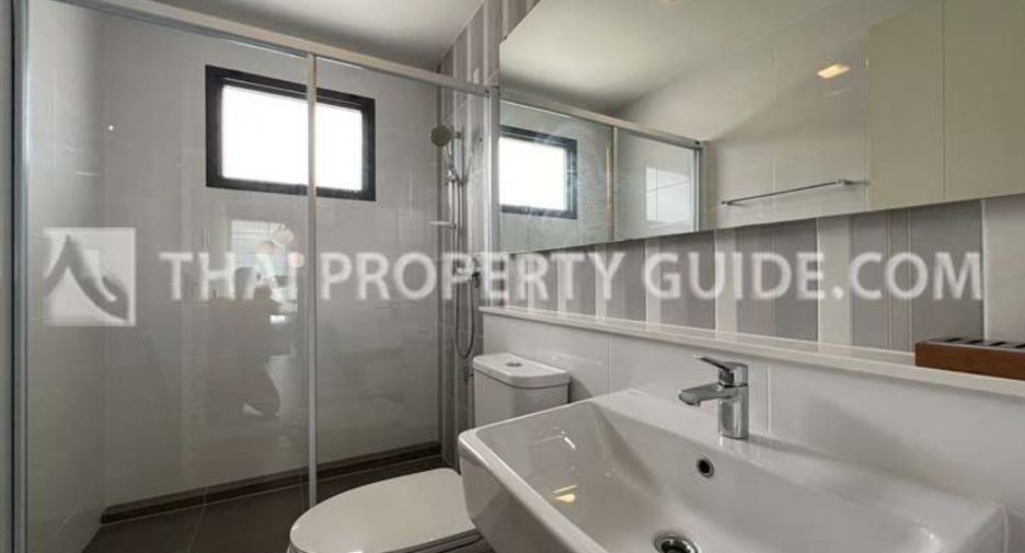 For rent 4 bedrooms house in Bang Phli, Samut Prakan