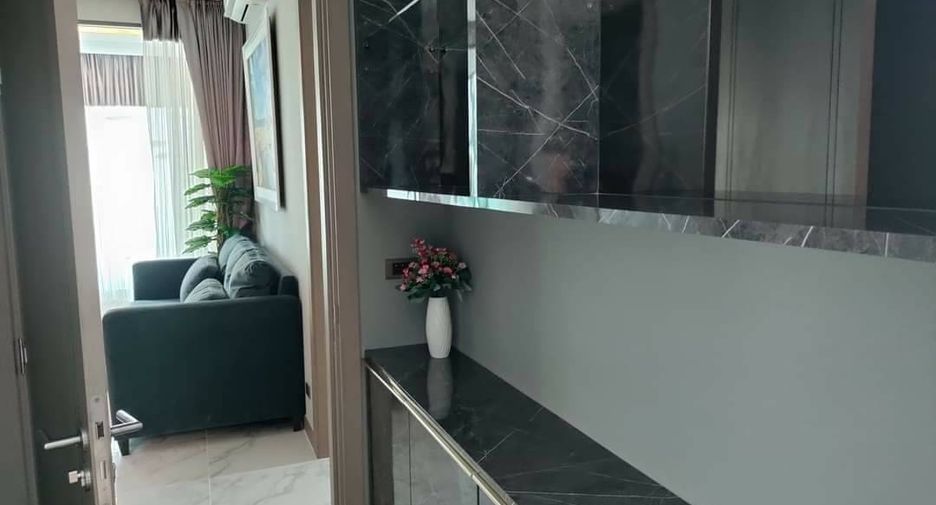 For sale 4 bedrooms house in Bang Lamung, Chonburi