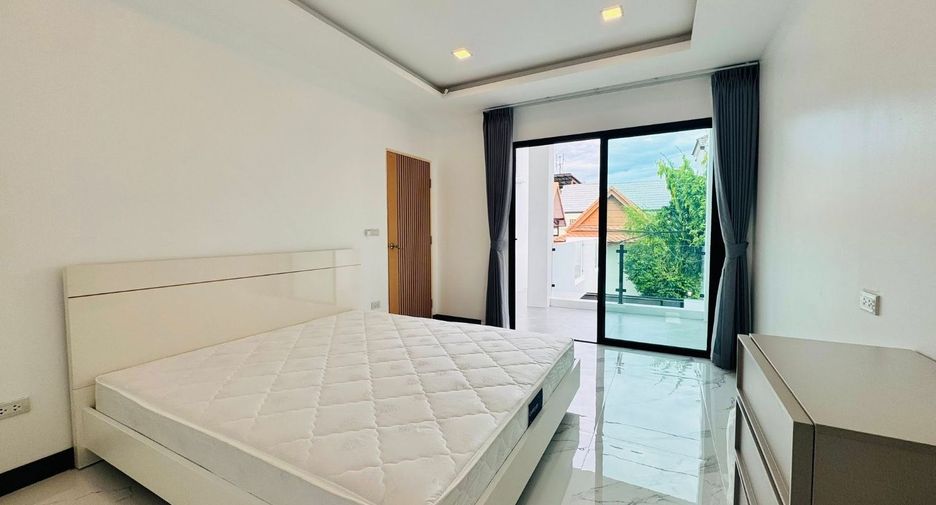 Villa zum Kauf mit 5 Zimmer in Bang Lamung, Chonburi