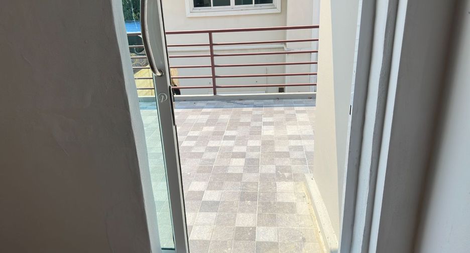 Casa en venta de 4 habitaciones en Min Buri, Bangkok