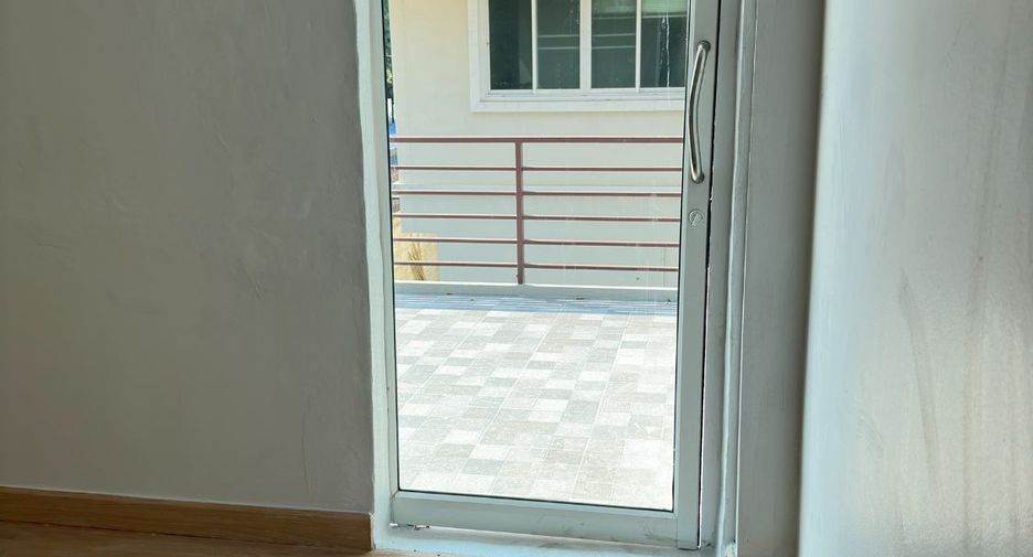 Casa en venta de 4 habitaciones en Min Buri, Bangkok