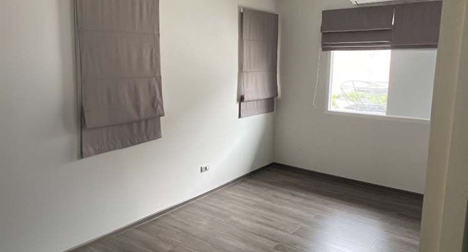 For rent 3 bedrooms house in Prawet, Bangkok
