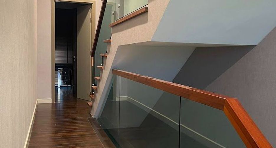For rent そして for sale 3 ベッドルーム house in Chatuchak, Bangkok