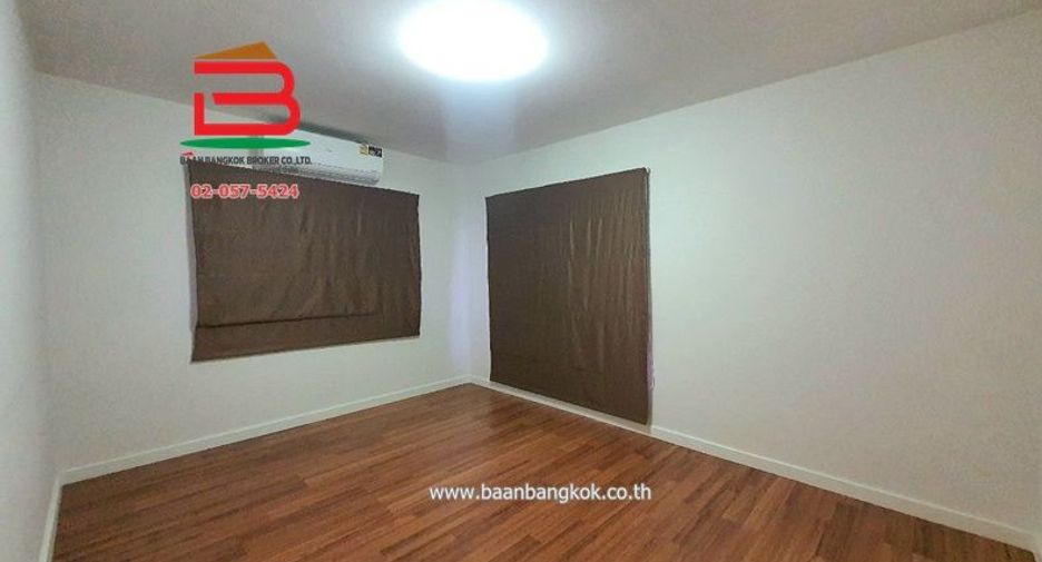 For sale 3 bedrooms house in Khlong Sam Wa, Bangkok