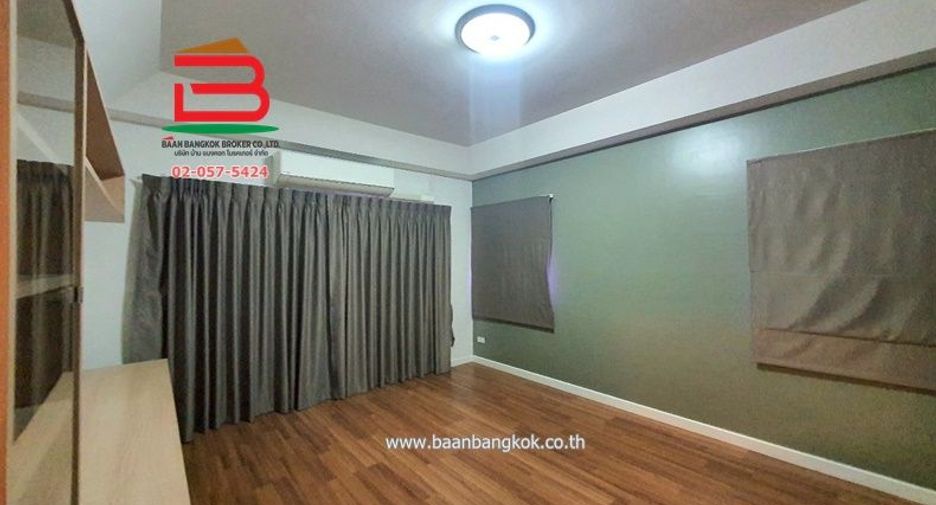 For sale 3 bedrooms house in Khlong Sam Wa, Bangkok